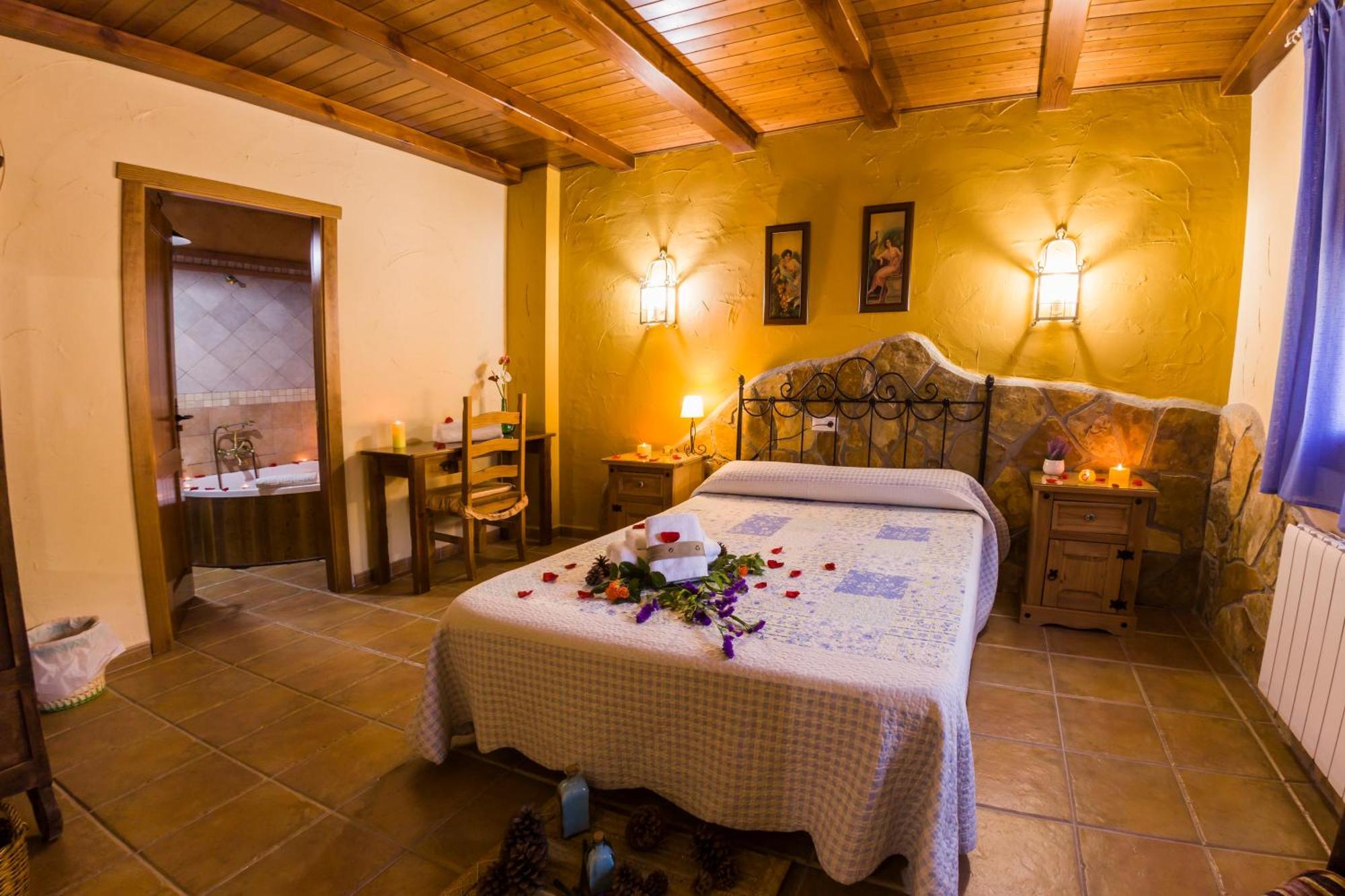 Apartamentos La Granja Hinojares Екстер'єр фото